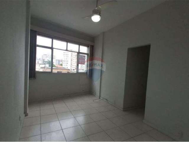 Apartamento para venda em Méier de 62.00m² com 2 Quartos e 1 Garagem