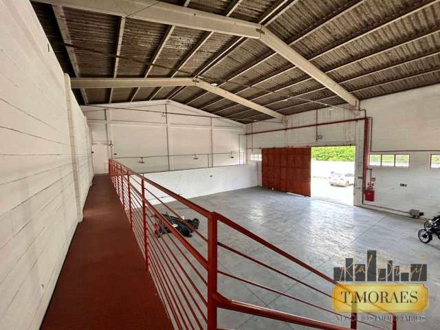 Galpão / Depósito / Armazém para alugar em Zona Industrial de 450.00m² com 10 Garagens