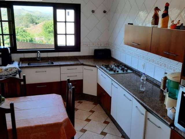 Sobrado para venda em Vila Nova Socorro de 160.00m² com 3 Quartos e 1 Suite