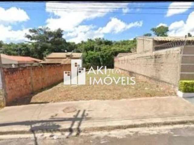 Terreno para venda em Jardim Colonial de 385.00m²