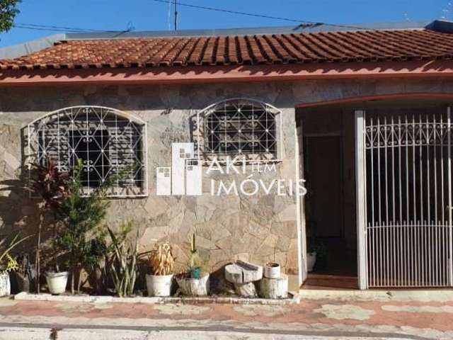 Casa para venda em Vila São João Da Boa Vista de 200.00m² com 4 Quartos, 1 Suite e 1 Garagem