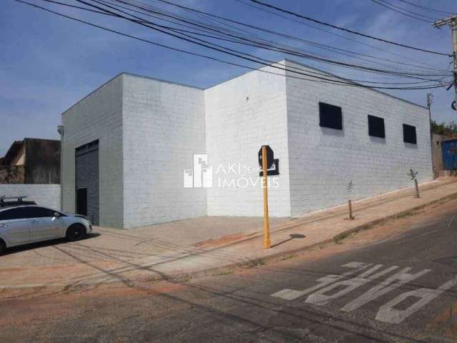 Galpão / Depósito / Armazém para venda e aluguel em Parque Roosevelt de 322.00m² com 4 Garagens