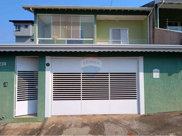 Casa para venda em Residencial Dos Lagos de 236.80m² com 4 Quartos, 2 Suites e 4 Garagens