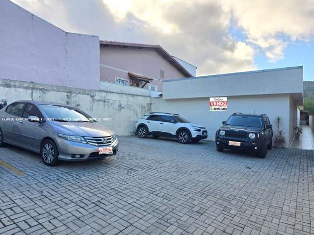 Casa para venda em Botujuru de 500.00m² com 2 Quartos e 1 Garagem