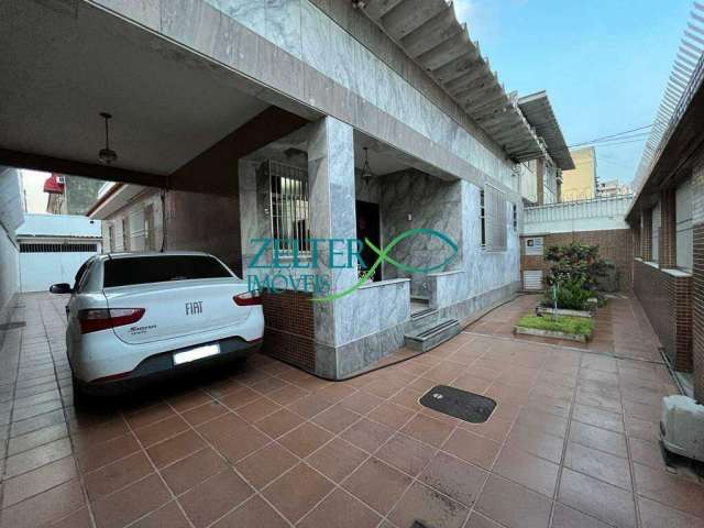 Casa para venda em Vila da Penha de 172.00m² com 4 Quartos, 1 Suite e 5 Garagens