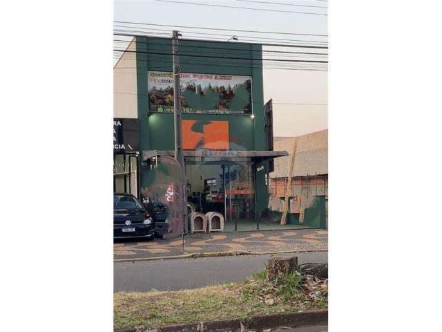 Imóvel Comercial para alugar em Campinho de 200.00m² com 1 Garagem