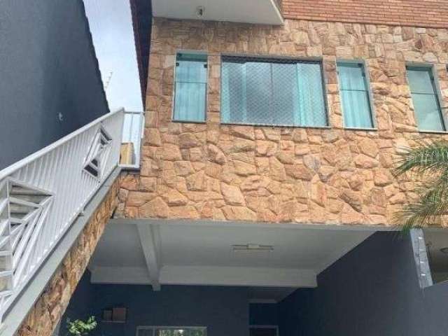 Sobrado para venda em Parque São Domingos de 190.00m² com 3 Quartos, 2 Suites e 3 Garagens