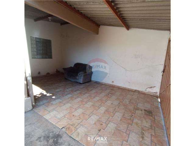 Casa para venda em Núcleo Habitacional Monsenhor Pasetto de 109.00m² com 3 Quartos, 1 Suite e 2 Garagens