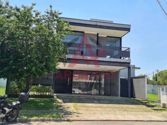 Casa para venda em Piracangaguá de 310.00m² com 4 Quartos, 2 Suites e 4 Garagens