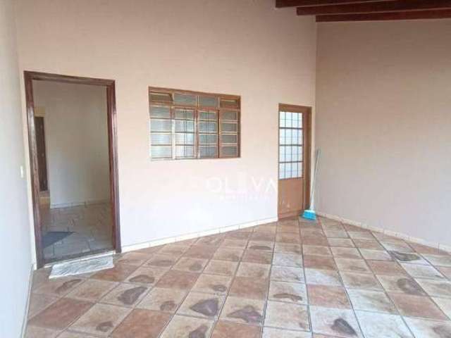 Casa para venda em Jardim Astúrias de 94.00m² com 3 Quartos, 1 Suite e 2 Garagens