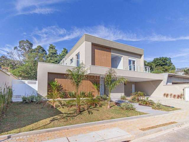 Casa de Condomínio para venda em Granja Viana de 355.00m² com 4 Quartos, 4 Suites e 6 Garagens