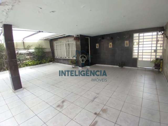 Casa para venda em Santa Teresinha de 172.00m² com 3 Quartos, 2 Suites e 3 Garagens