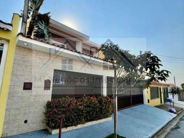 Casa para venda em Jardim Planalto de 250.00m² com 3 Quartos, 1 Suite e 3 Garagens