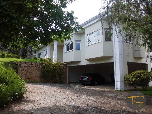 Casa para venda em Gramado de 2000.00m² com 4 Quartos, 5 Suites e 2 Garagens