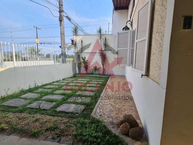 Casa para venda em Centro de 180.00m² com 4 Quartos e 4 Garagens