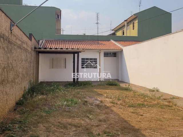 Casa para alugar em Vila Operária de 70.00m² com 1 Quarto e 2 Garagens