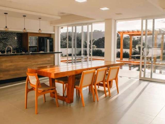 Casa para venda em Araçoiaba Da Serra de 78.00m² com 4 Quartos e 5 Garagens