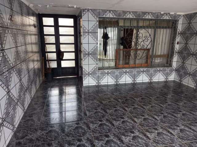 Casa para venda em Vila Carrão de 300.00m² com 3 Quartos, 10 Suites e 2 Garagens