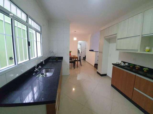 Casa para venda em Vila Lavínia de 210.00m² com 3 Quartos, 1 Suite e 4 Garagens