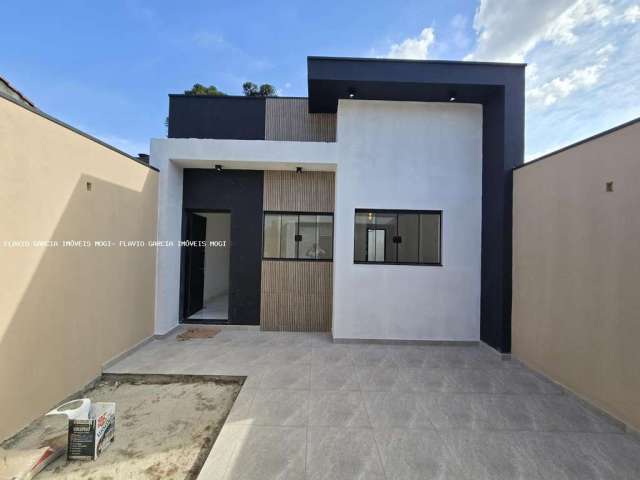 Casa para venda em Braz Cubas de 125.00m² com 2 Quartos, 1 Suite e 2 Garagens