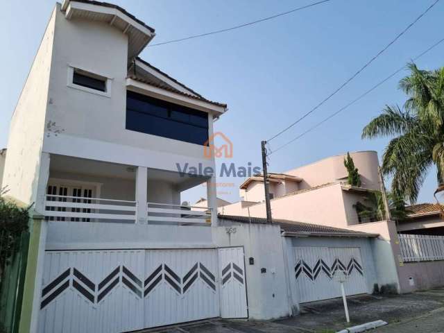 Casa para venda em Vila Rica de 243.00m² com 3 Quartos, 1 Suite e 2 Garagens