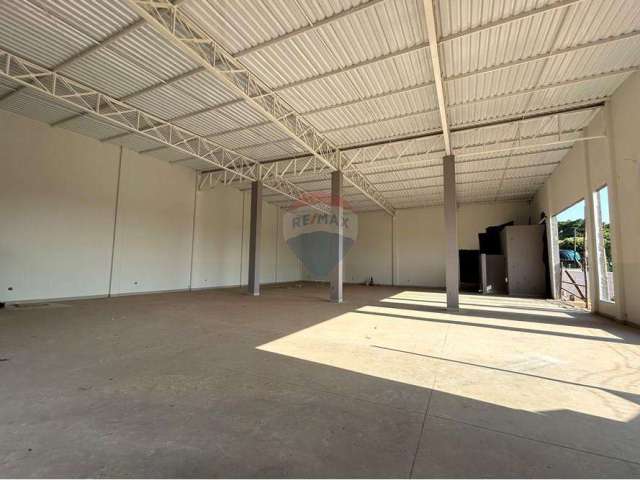 Sala Comercial para alugar em Bosque Dos Cedros de 486.00m² com 8 Garagens