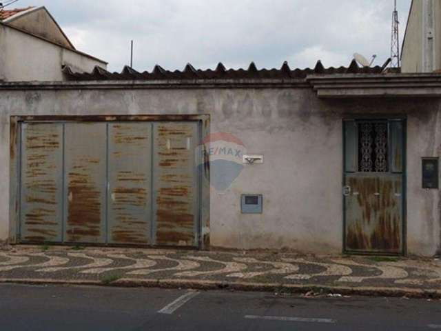 Casa para venda em Centro de 108.00m² com 3 Quartos e 3 Garagens