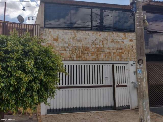 Sobrado para venda em Vila Curuçá de 150.00m² com 3 Quartos, 1 Suite e 2 Garagens