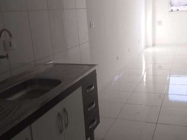 Apartamento para alugar em Pestana de 35.00m² com 2 Quartos