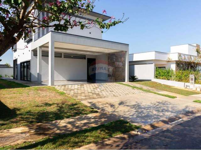 Casa para venda em Residencial Campo Camanducaia de 246.00m² com 3 Quartos, 3 Suites e 4 Garagens