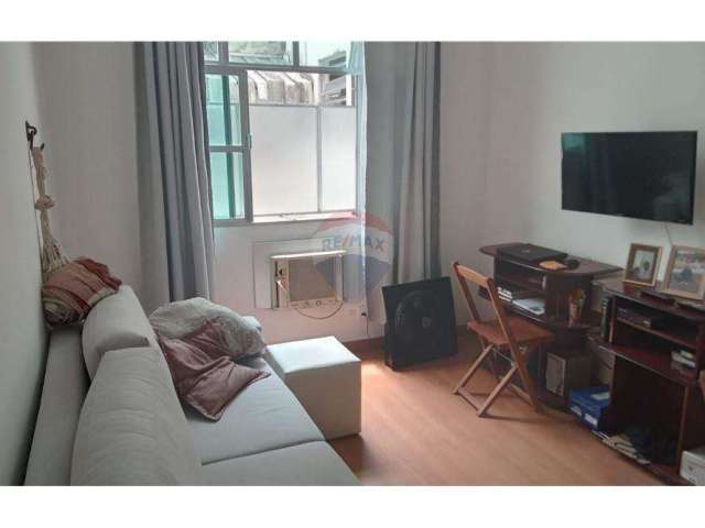 Apartamento para venda em Tijuca de 44.00m² com 1 Quarto e 1 Garagem