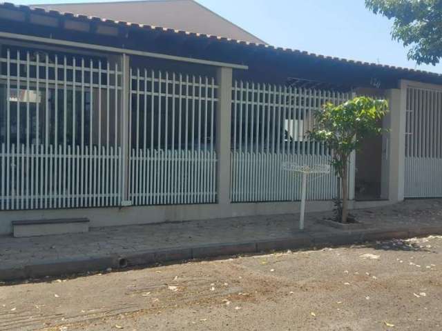 Casa para venda em Parque Vista Alegre de 480.00m² com 3 Quartos, 1 Suite e 5 Garagens