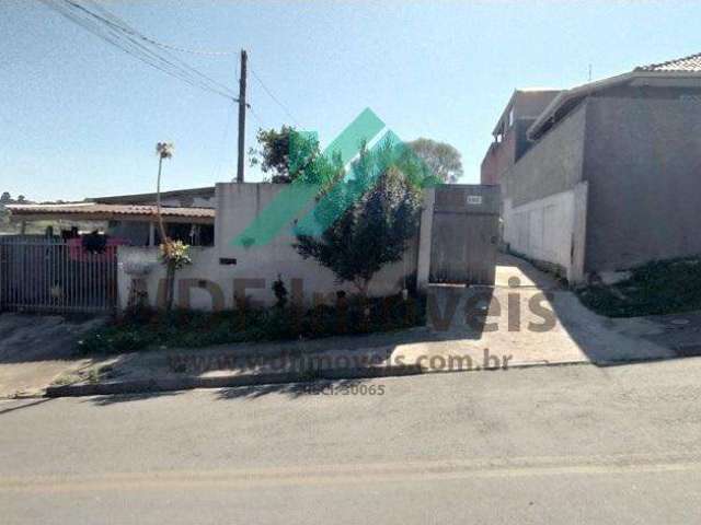 Casa para venda em São Dimas de 150.00m² com 2 Quartos e 2 Garagens