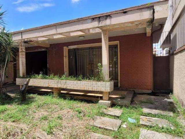 Lote / Terreno para venda em Cambuí de 300.00m² com 3 Quartos, 1 Suite e 2 Garagens