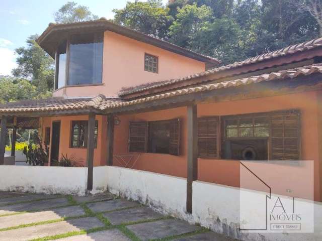 Chácara para venda em Portão de 350.00m² com 5 Quartos, 1 Suite e 8 Garagens