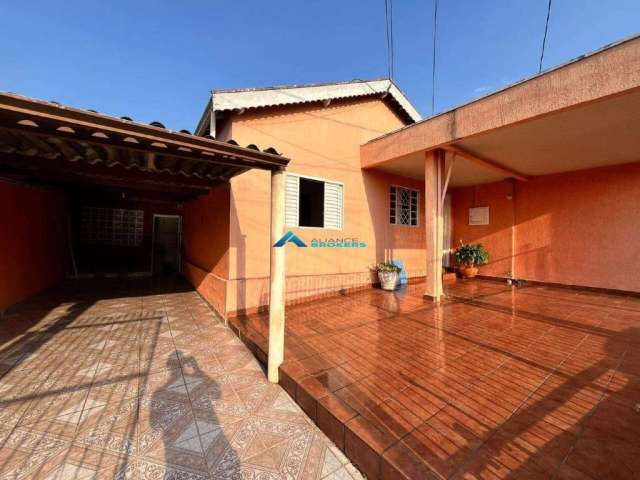 Casa para venda em JARDIM PACAEMBU de 242.00m² com 3 Quartos e 3 Garagens