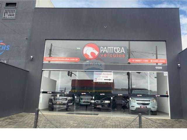 Prédio Comercial para alugar em Jardim Santa Rosa de 260.00m² com 4 Garagens