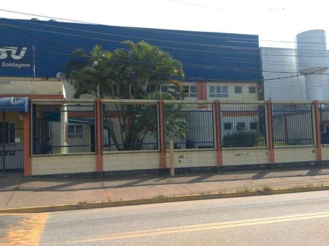 Galpão / Depósito / Armazém para venda em Iporanga / Zona Industrial de 3400.00m² com 10 Garagens