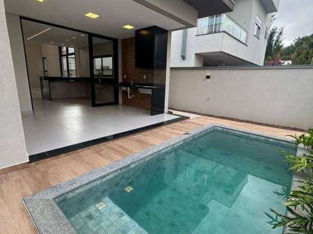 Casa de Condomínio para venda em Botujuru de 164.00m² com 3 Quartos, 3 Suites e 4 Garagens