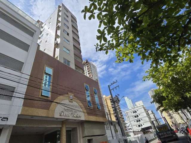 Apartamento para venda em Centro de 125.00m² com 2 Quartos, 2 Suites e 1 Garagem