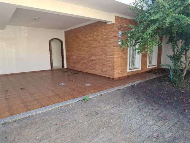 Sobrado para venda em Jardim Macarengo de 258.00m² com 4 Quartos, 2 Suites e 4 Garagens