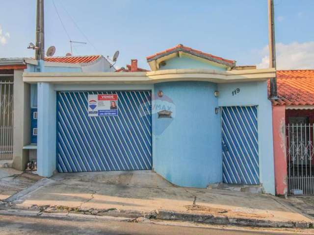 Casa para venda em Capela do Alto de 99.00m² com 2 Quartos e 2 Garagens