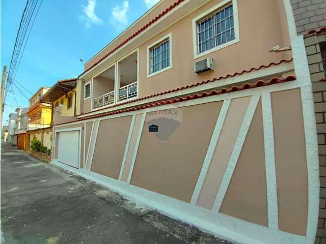 Casa para venda em Centro de 220.37m² com 3 Quartos, 1 Suite e 2 Garagens