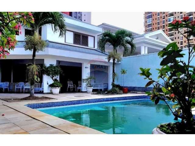 Casa de Condomínio para alugar em Barra Da Tijuca de 620.00m² com 4 Quartos, 4 Suites e 8 Garagens