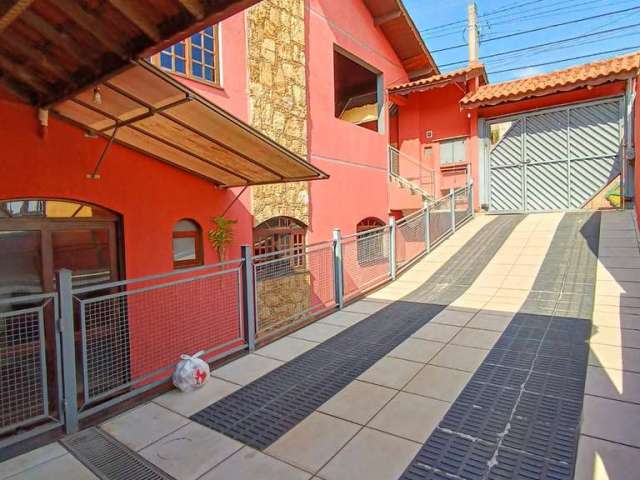 Casa para venda em Jardim Santa Lídia de 398.00m² com 3 Quartos, 1 Suite e 6 Garagens