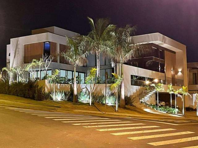 Casa de Condomínio para venda em Alphaville Dom Pedro 3 de 446.00m² com 4 Quartos, 4 Suites e 5 Garagens