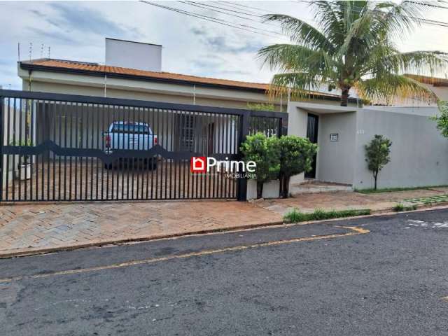 Casa para venda em Jardim Morumbi de 450.00m² com 2 Quartos, 1 Suite e 4 Garagens