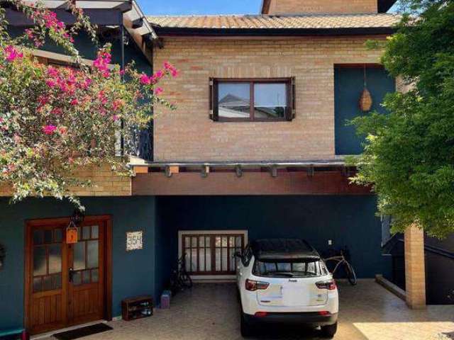 Casa para venda em Tarumã de 450.00m² com 3 Quartos, 3 Suites e 4 Garagens