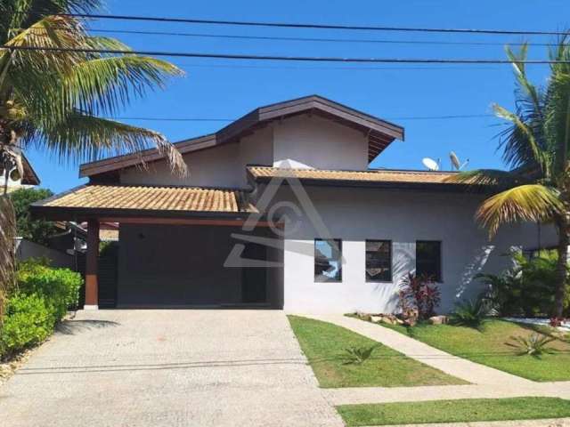 Casa de Condomínio para venda em Santa Cruz de 270.00m² com 3 Quartos, 3 Suites e 4 Garagens