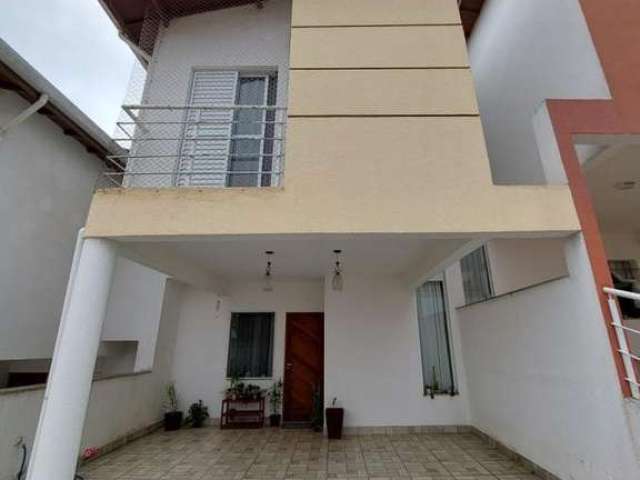 Casa de Condomínio para venda em Vila Oliveira de 125.00m² com 3 Quartos, 1 Suite e 2 Garagens